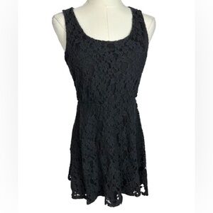 💜 5/$20 Black Lace Sleeveless Dress Size S